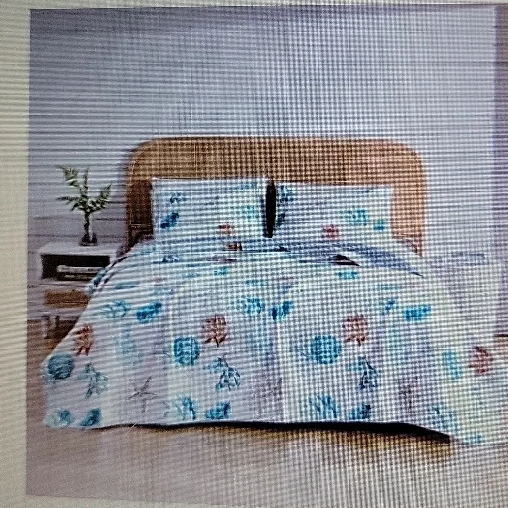 Great Bay Home Key West Quilt Set aqua white background shells starfish F/Q New…